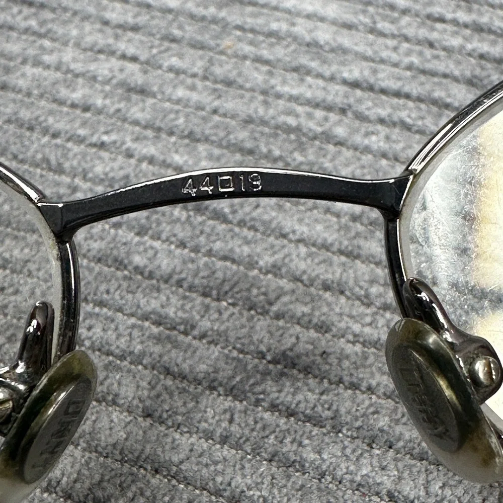 DKNY Durrell Oval Eyeglasses Y2K Metal Frames Japan KY53744 48-19-140 Vintage